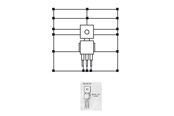 Inszenierung als Installation: ›Ring-Studie 01 | Rheingold, Vorspiel‹, Beginn der Projektion im Rahmen (Kohlezeichnung) des historischen Portals des Opernhauses Zürich, Szenenbild aus der ersten Sequenz mit animiertem MAC-Lautstärkesymbol. Kunstmuseum Thun. 2010. © Dombois.