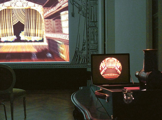 ›Ring-Studie 01 | Rheingold, Vorspiel‹: Analoge und digitale Projektion, Modell und Inszenierung ergeben zusammen ein gleiches Bild, das nicht dasselbe ist. Kunstmuseum Thun. 2010. © Dombois.